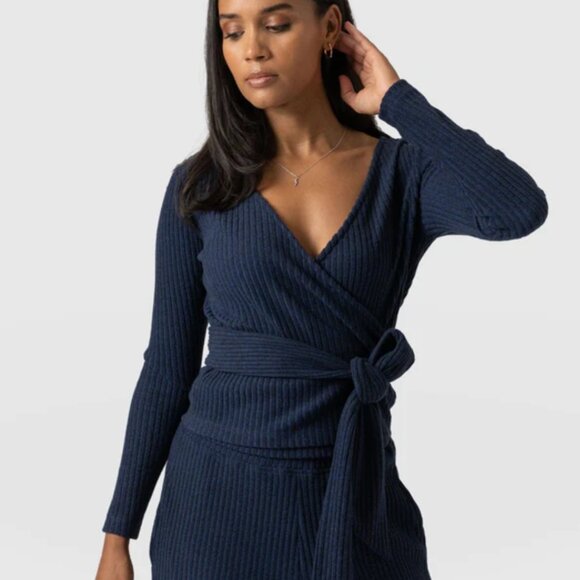 Saint and Sofia Victory Rib Top navy blue faux wrap belted ribbed sweater - Picture 2 of 8